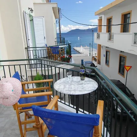 Alexis And Appartement *