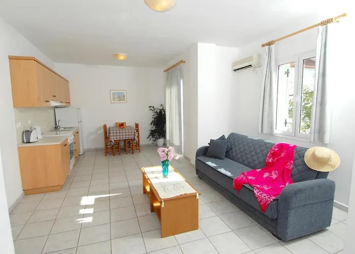 Apartamento Alexis And Agia Efimia