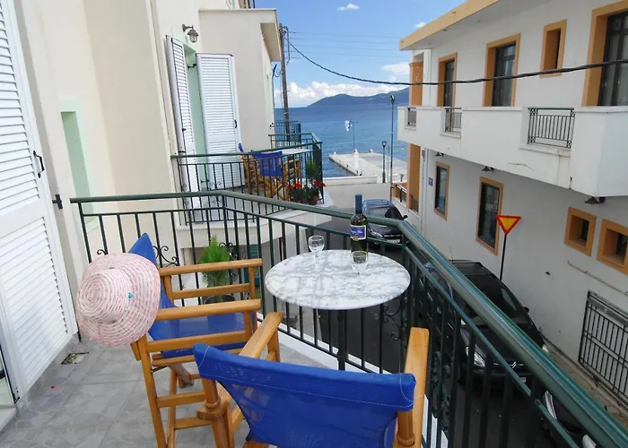 Alexis And Apartamento *